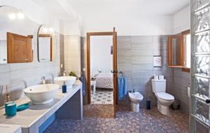 MG 1975 bewerkt 300x190