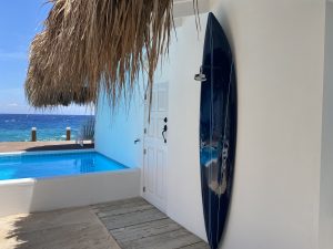 Outdoor shower 300x225