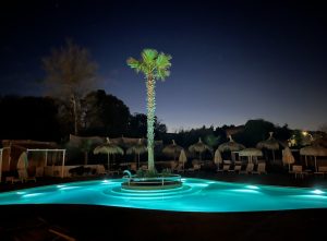 7 zwembad verlicht 300x221