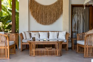 Total Woman Villa 007 1 300x200