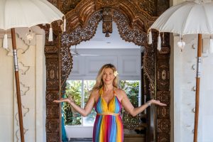 Total Woman Villa 017 1 300x200