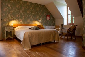 bougazeau bed 2 300x200