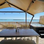 Villa Alwin Beach Resort Diamond Seaview veranda met jacuzzi 150x150